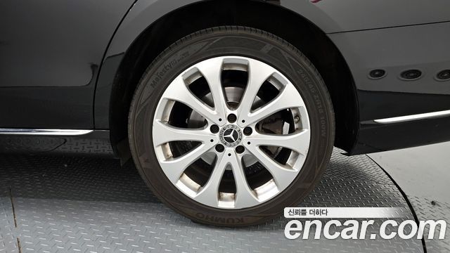 Mercedes-Benz Е-Класс W213 2019