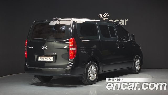 Hyundai Grand Starex 2017