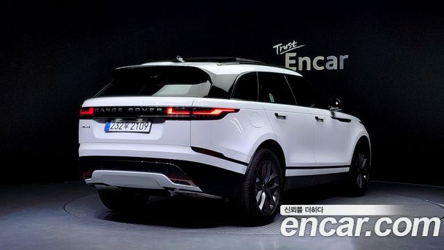 Land Rover Рендж Ровер Велар 2025