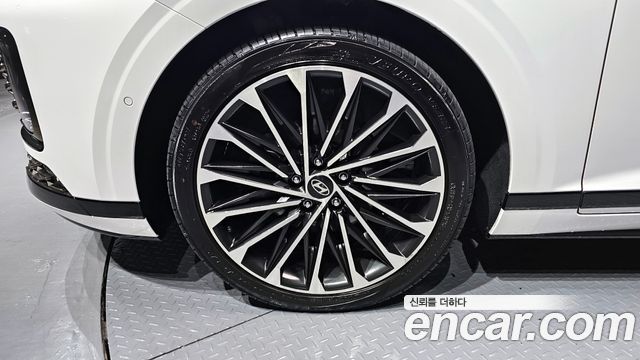 Hyundai Grandeur Hybrid (GN7) 2023