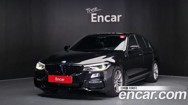BMW 5 серия (G30) 2017