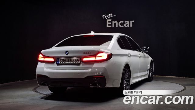 BMW 5 серия (G30) 2023