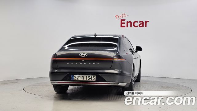 Hyundai Grandeur Hybrid (GN7) 2023