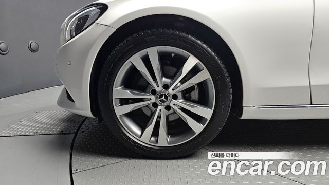 Mercedes-Benz C-클래스 W205 2018