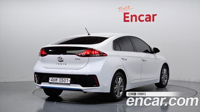 Hyundai ИОНИК Hybrid 2016