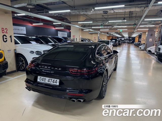 Porsche Panamera (971) 2018