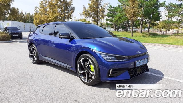 Kia ЕВ6 2023
