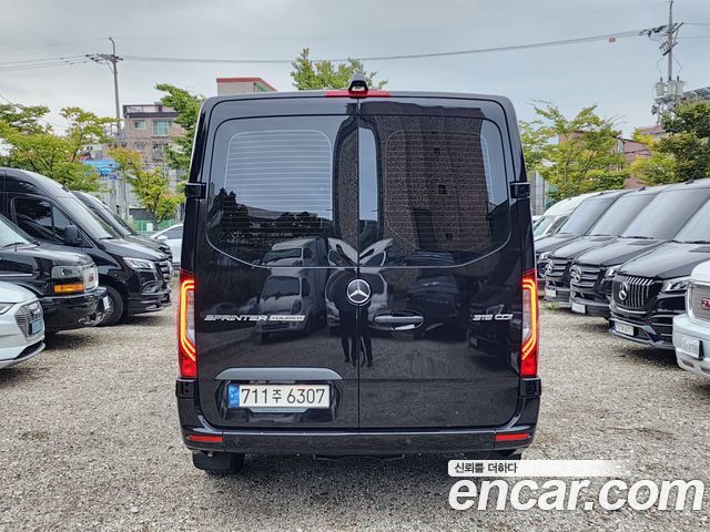 Mercedes-Benz спринтер 2022