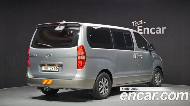 Hyundai Grand Starex 2017
