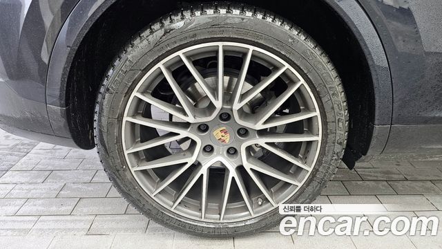 Porsche Cayenne (PO536) 2023