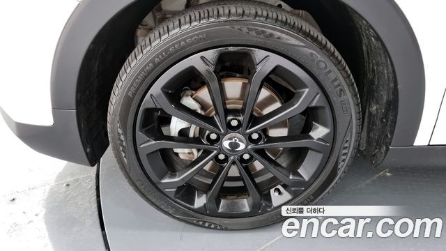 KG Mobility (SsangYong) Tivoli Armor 2018