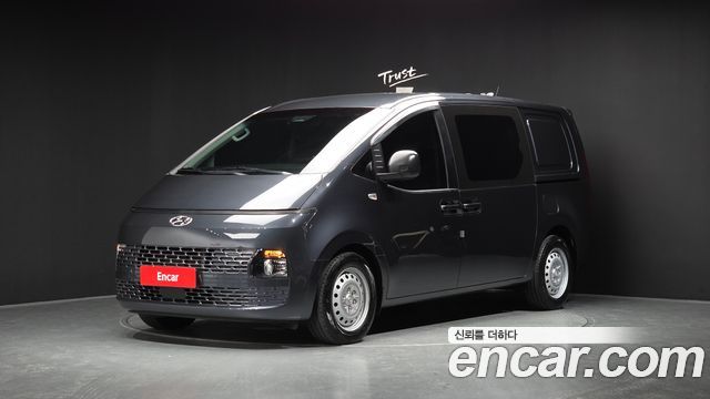 Hyundai Staria 2023