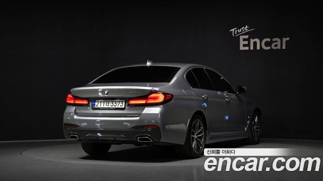 BMW 5 серия (G30) 2023