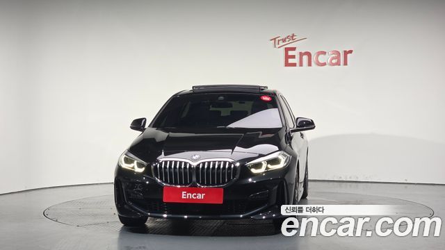 BMW 1 серия (F40) 2024