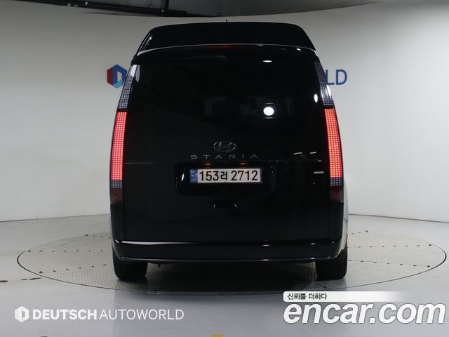 Hyundai Стария 2024