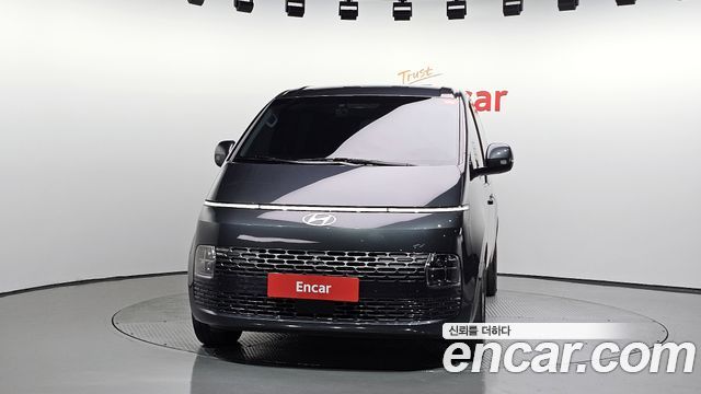 Hyundai Staria 2025