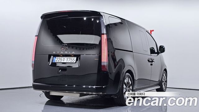Hyundai Staria 2023