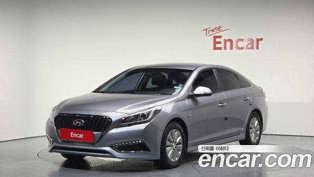 Hyundai НЧ Соната Гибрид 2016