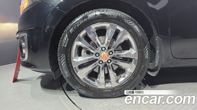 Kia Совершенно новый карнавал 2016