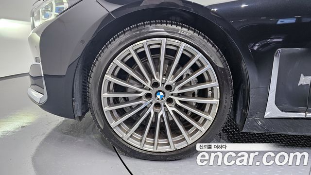 BMW 7 Series (G11) 2021