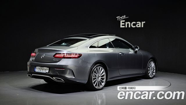 Mercedes-Benz Е-Класс W213 2023