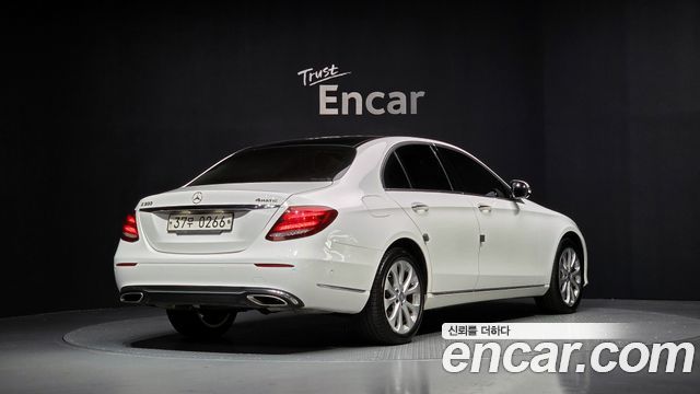 Mercedes-Benz E-Class W213 2017