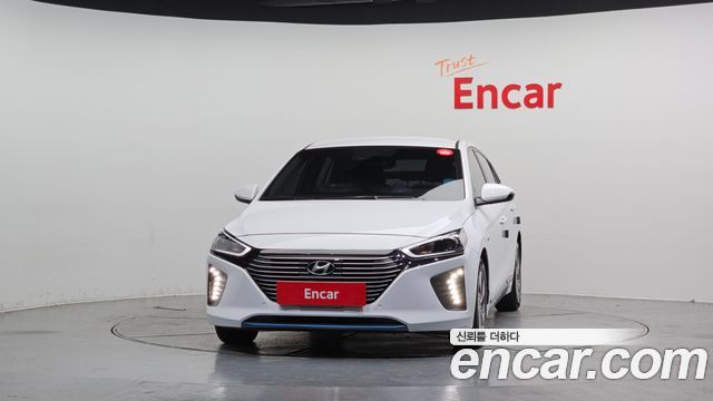 Hyundai ИОНИК Hybrid 2017