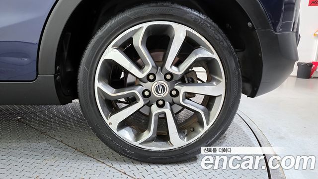 KG Mobility (SsangYong) Tivoli 2016