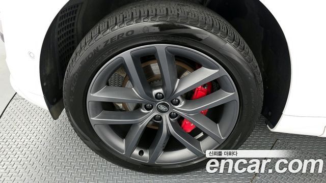 Land Rover Рендж Ровер Спорт 3-го поколения. 2023