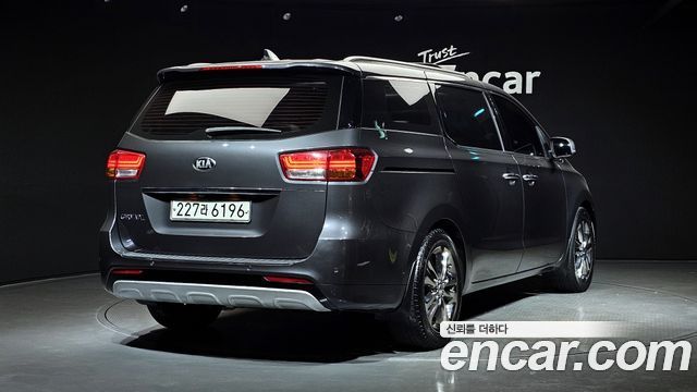 Kia Совершенно новый карнавал 2016