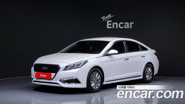 Hyundai YF Sonata Hybrid 2017