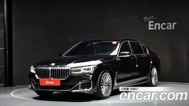 BMW 7 серия (G11) 2020