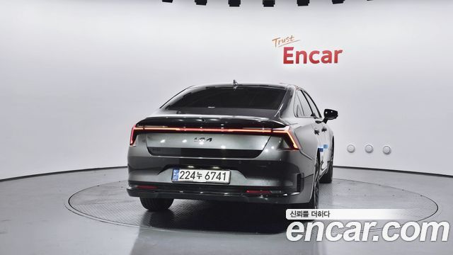 Kia Новый гибрид K8 2025