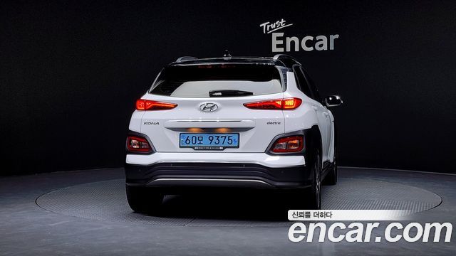 Hyundai Кона Электрик 2019