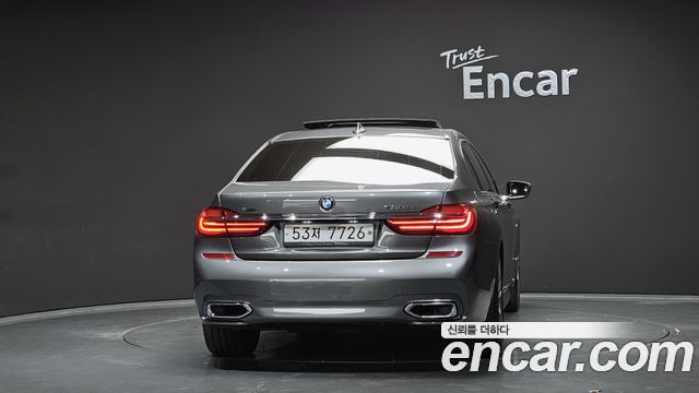BMW 7 серия (G11) 2018