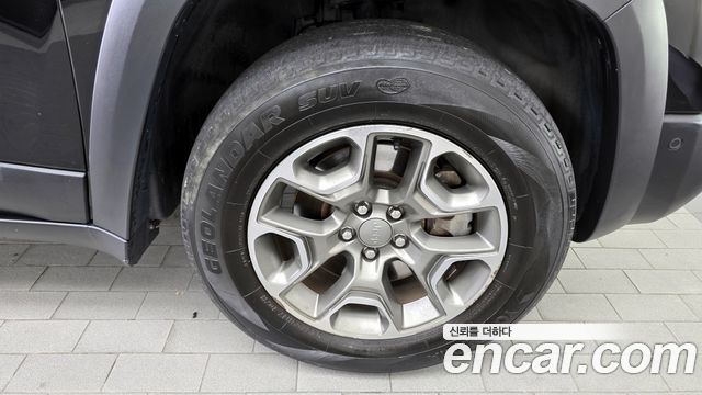 Jeep Чероки (КЛ) 2020