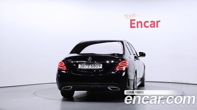 Mercedes-Benz C-Класс W205 2017