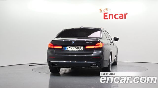 BMW 5 серия (G30) 2021