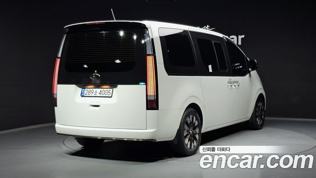 Hyundai Staria 2022