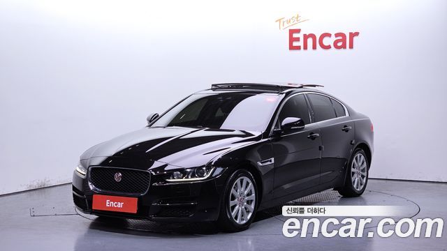 Jaguar Xe 2016