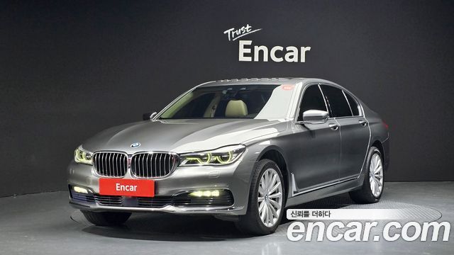 BMW 7 серия (G11) 2016