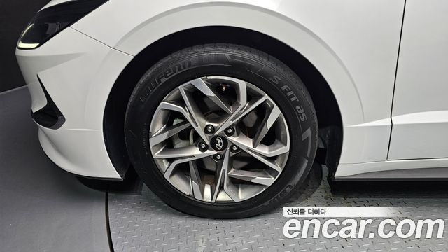 Hyundai Соната (ДН8) 2021