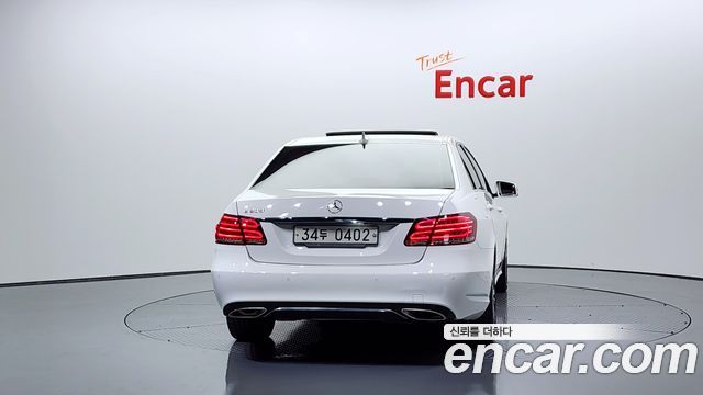 Mercedes-Benz Е-Класс W212 2016