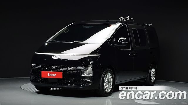 Hyundai Staria 2025
