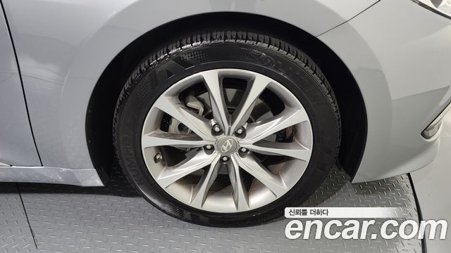 Hyundai Grandeur HG 2016