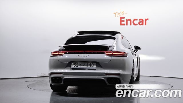 Porsche Панамера (971) 2018