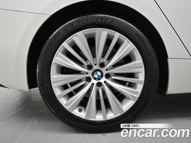 BMW 5 Series GT (F07) 2016