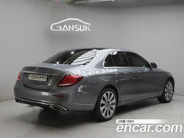 Mercedes-Benz E-Class W213 2020