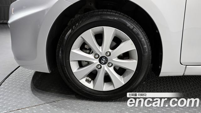 Hyundai Акцент (новая модель) 2016