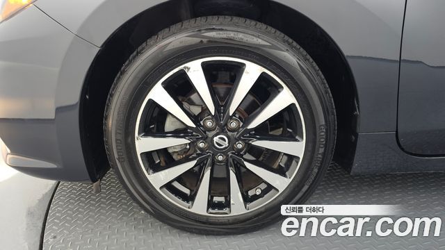 Nissan Алтима 2018